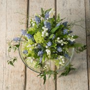 Scent of Spring Muscari bouquet Inge Quint