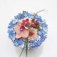 Puzzle pieces bouquet