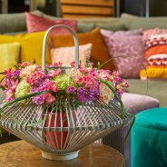 Trendy Dianthus in sfeervol interieur 