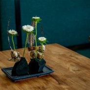 Bloemwerk horeca in steekschuim - Kristel van Dijk - Flower Factor