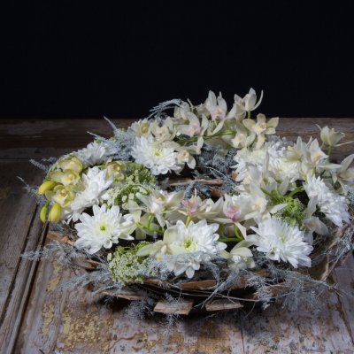 Tribute design with Cascade Cymbidium