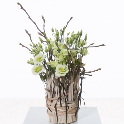 Lisianthus arrangement