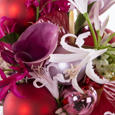 Pink Christmas bouquet