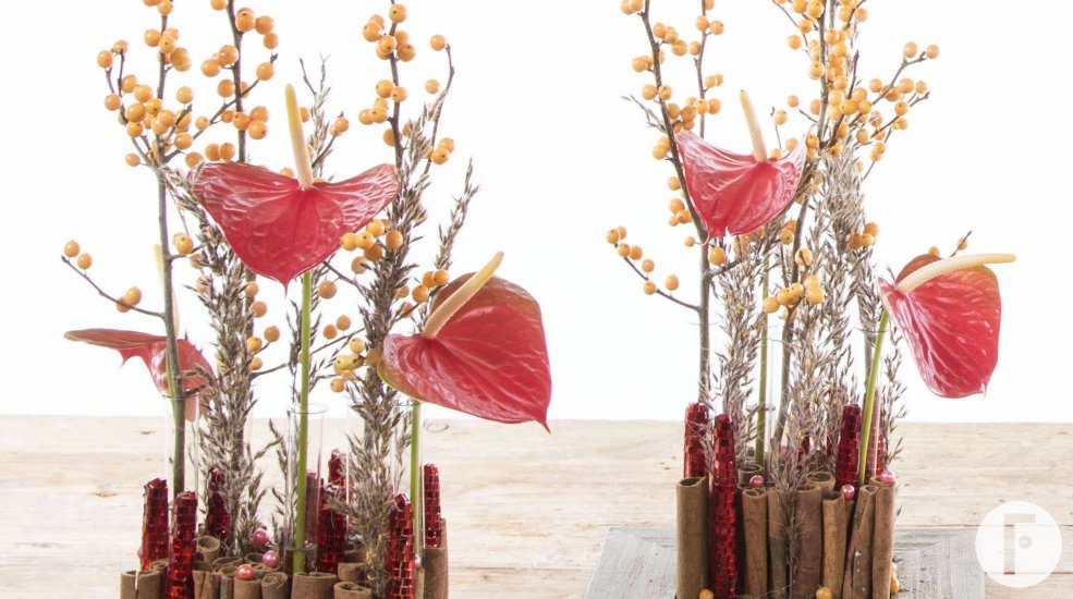 Kerst bloemstuk rood2