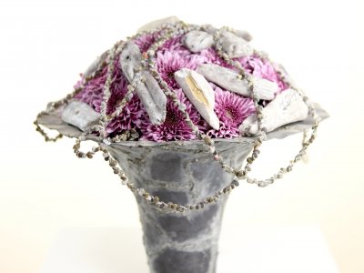 Chrysantemums and wreck wood design