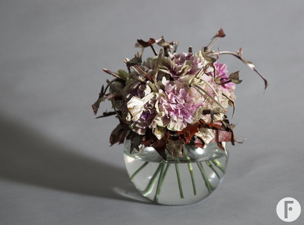 autumn arrangement with Dianthus Ross van Unen Flower Factor