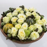 Creme Decofresh roses with natural elements
